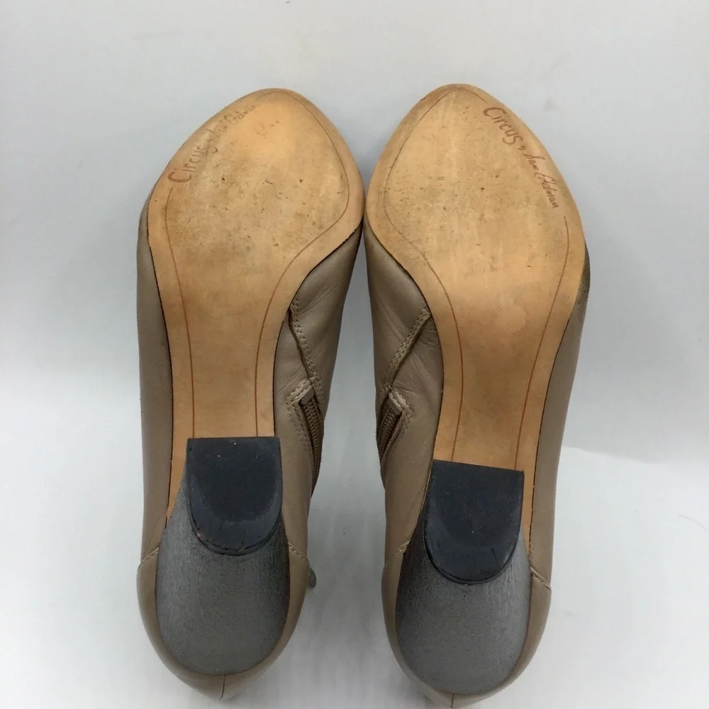 Circus by Sam Edelman Bond Booties In Putty Size 6.5